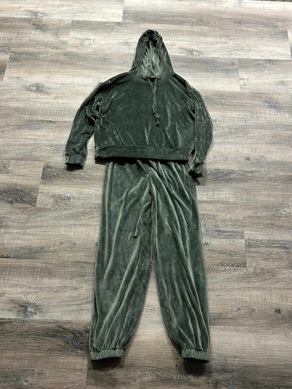 summersalt Olive Green Velour Hoodie & Joggers Set